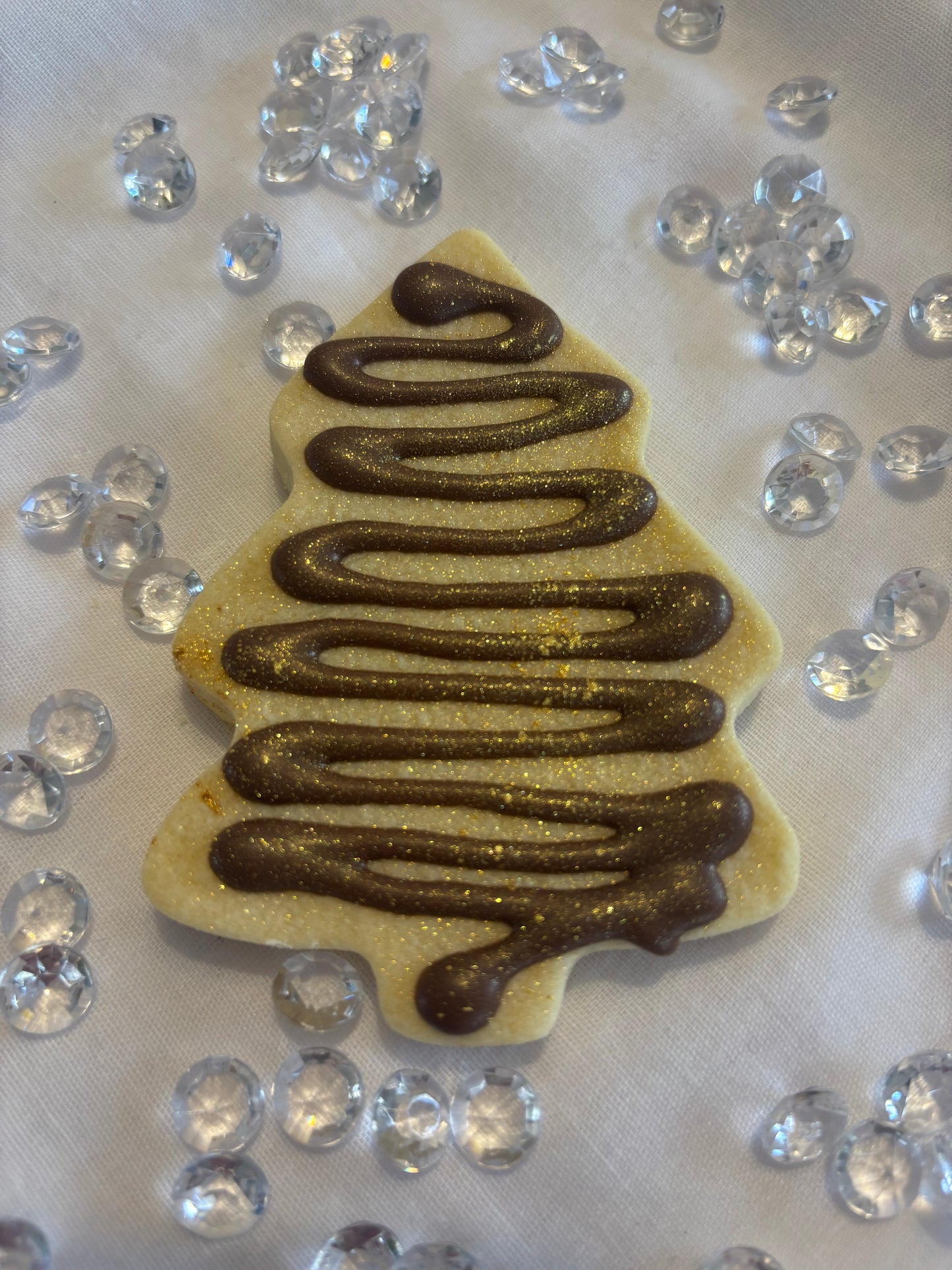 Christmas tree with gold shimmer
